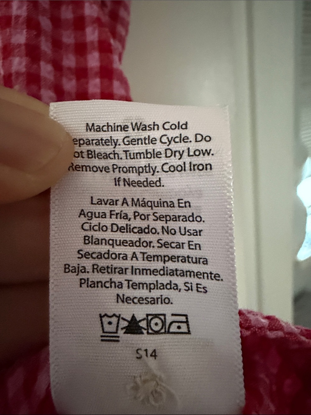 Free Assembly Women's Sleeveless Red and Pink Gingham Ruffle Top Size Small - Picture 5 of 6